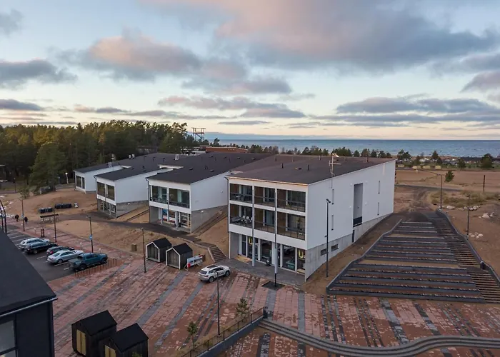 Aurinkoranta D5 Saunallinen Kaksio Merinaekymaellae